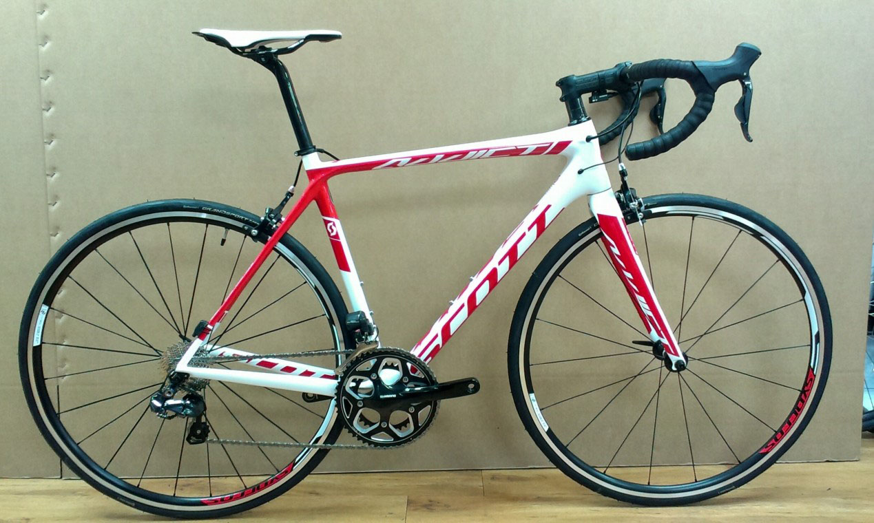 Scott Addict 15 Di2 2015 Compact Road Bike Road Bikes from £310