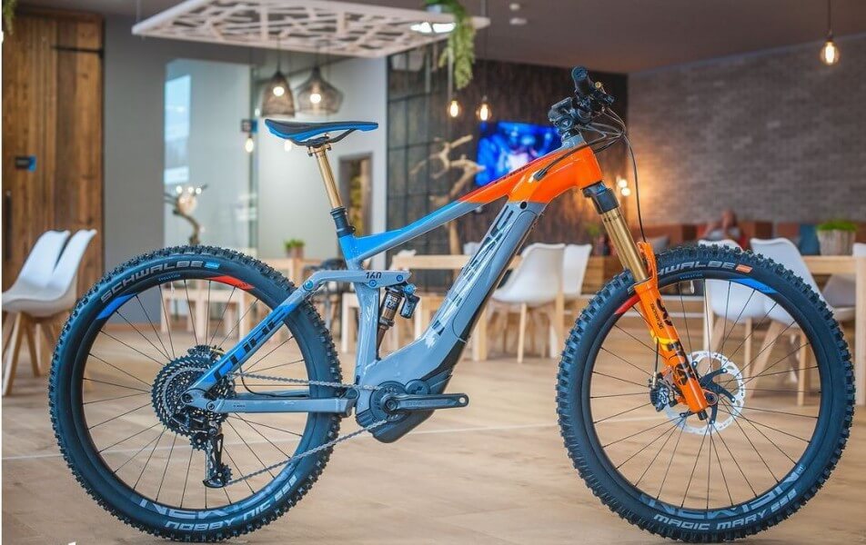 cube stereo hybrid 160 action team 2018