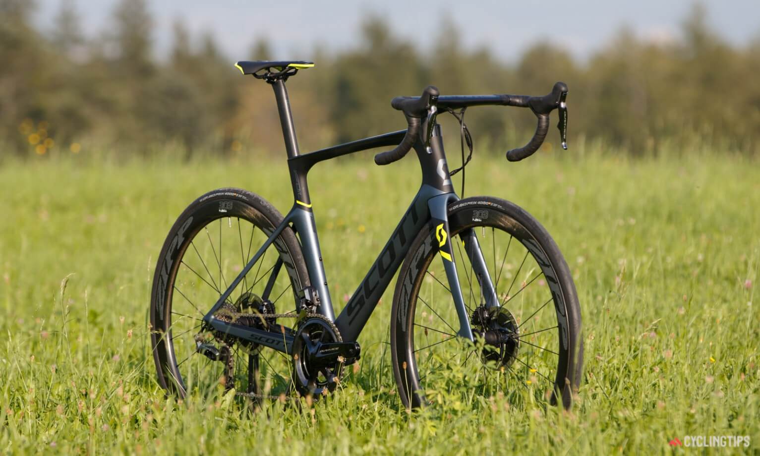 Scott Foil for 2018 introduces Disk Brakes.