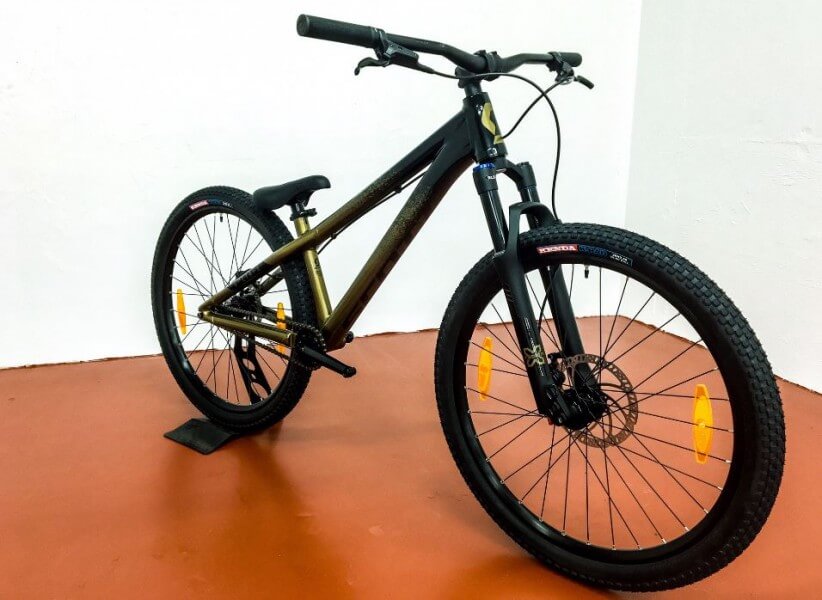 Raleigh store dirt jump