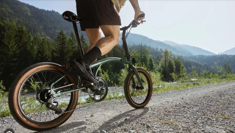 Experience a new level of urban cycling with the Brompton G Line - Gravel folding bike