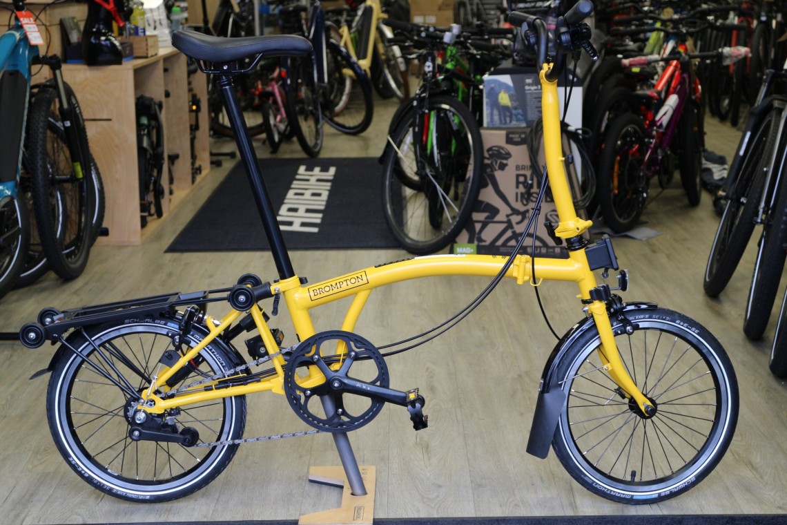 Brompton Yellow Rack Brompton C Line Explore Mid + Rack - Bumble Bee Yellow 2023 Folding ...
