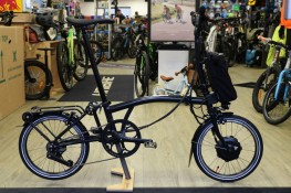 Brompton Electric P Line Urban Mid + Rack - Midnight Black 2024 Folding Bike Folding Bike