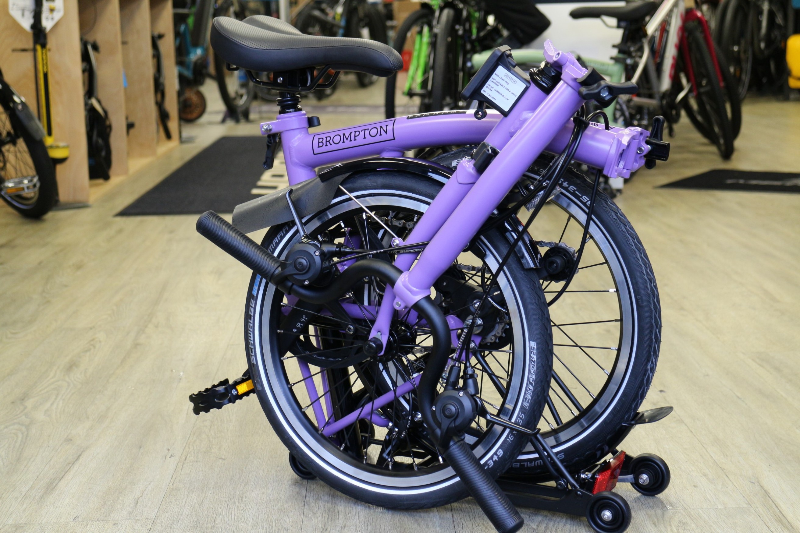 Brompton C Line Explore Mid + Rack - Pop Lilac Matt 2024 Folding