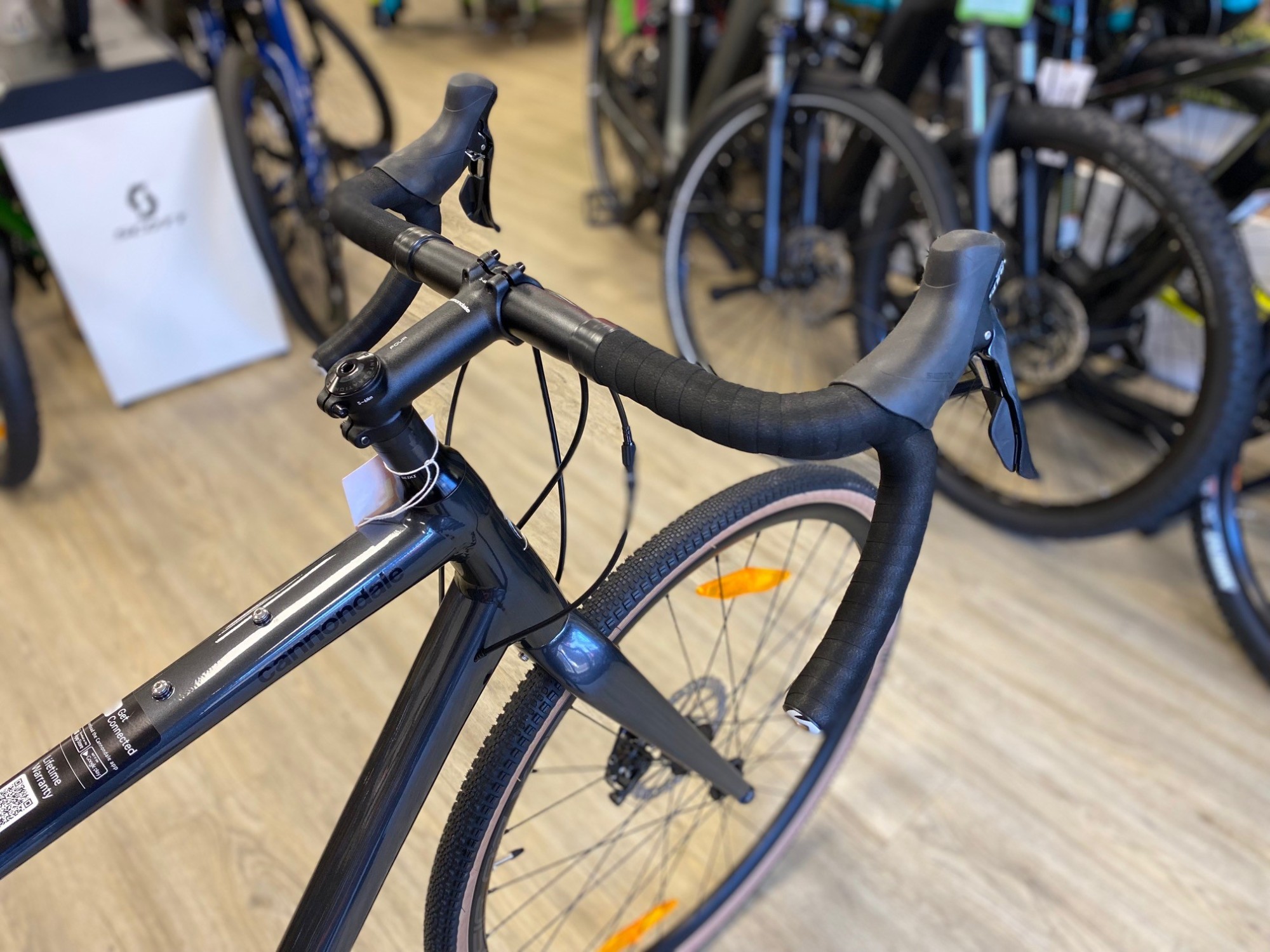 Cannondale Topstone 3 2023 Road Bike Damian Harris Cycles E bike specialist Cardiff UK