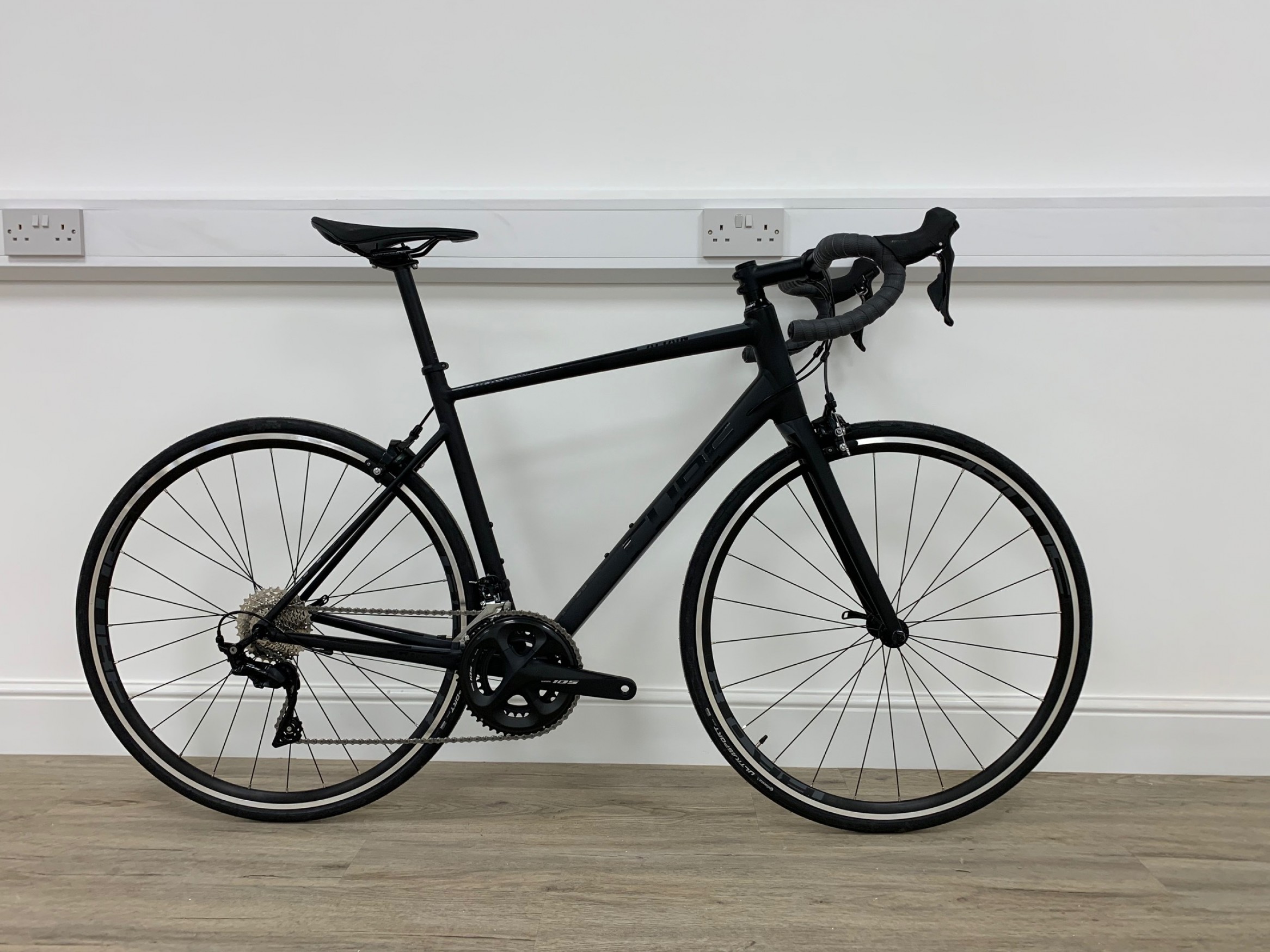 cube attain 2019 road bike
