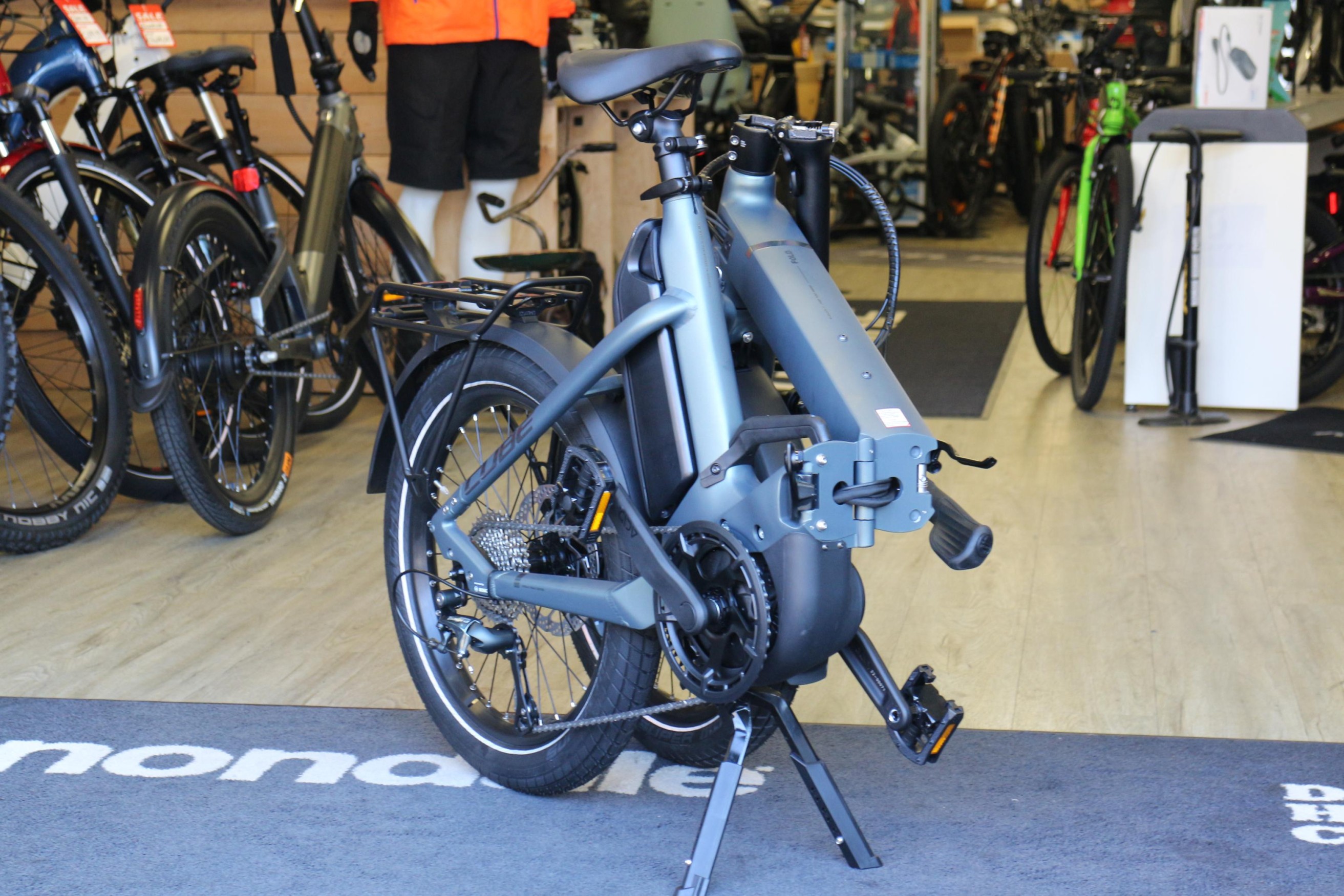 Cube Fold Hybrid 500 2025 Folding Bike Electric Damian Harris Cycles E bike specialist Cardiff UK
