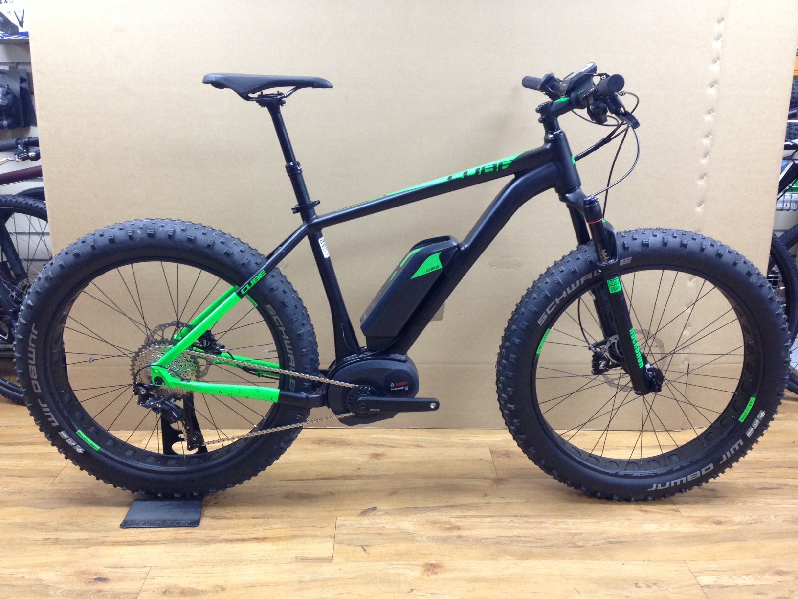 cube nutrail hybrid 500 fat bike