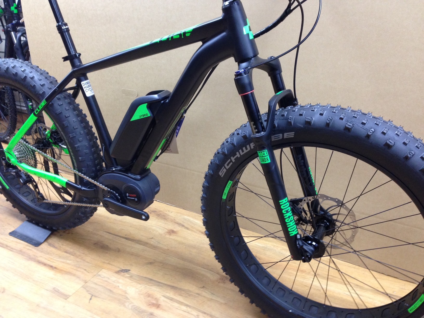 cube nutrail hybrid 500 fat bike