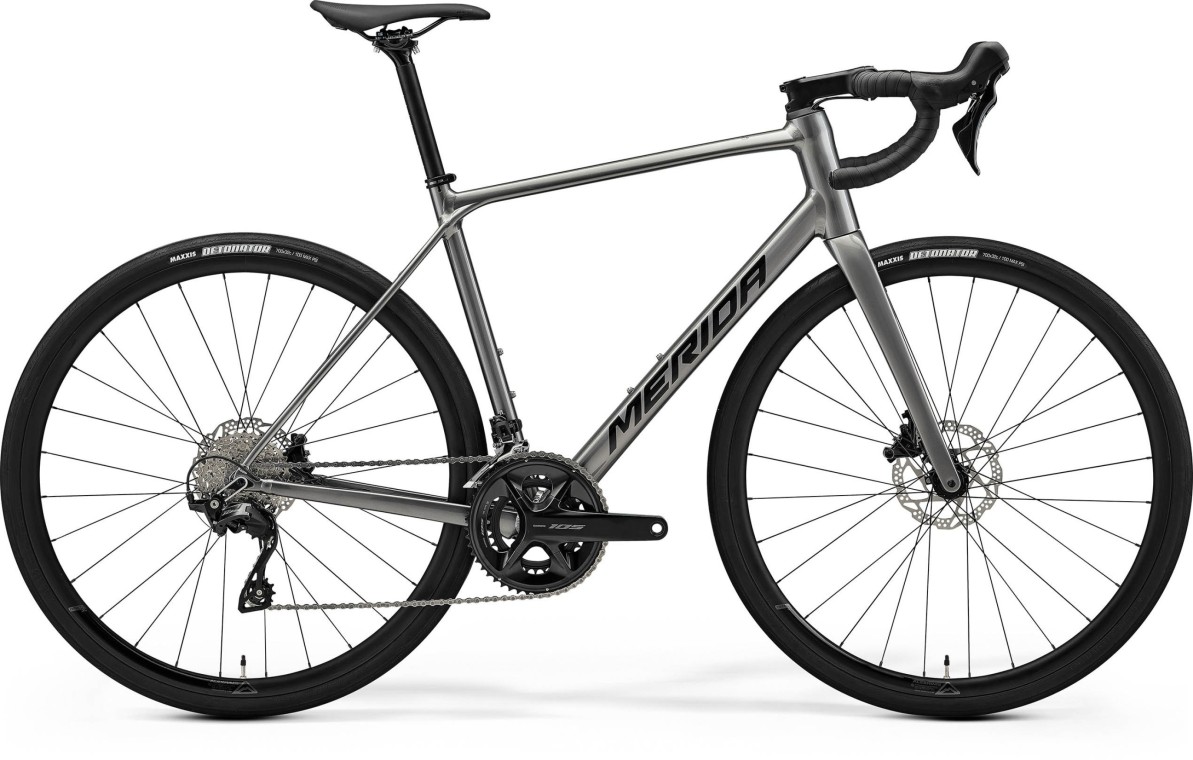 Merida Scultura Endurance 400 2026 Road Bike (click to zoom)
