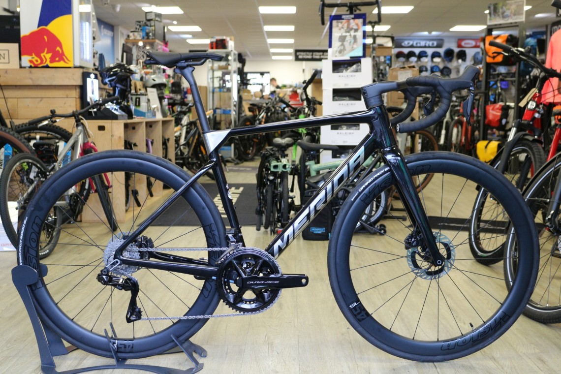 Merida Scultura Team - Black - Road Bike