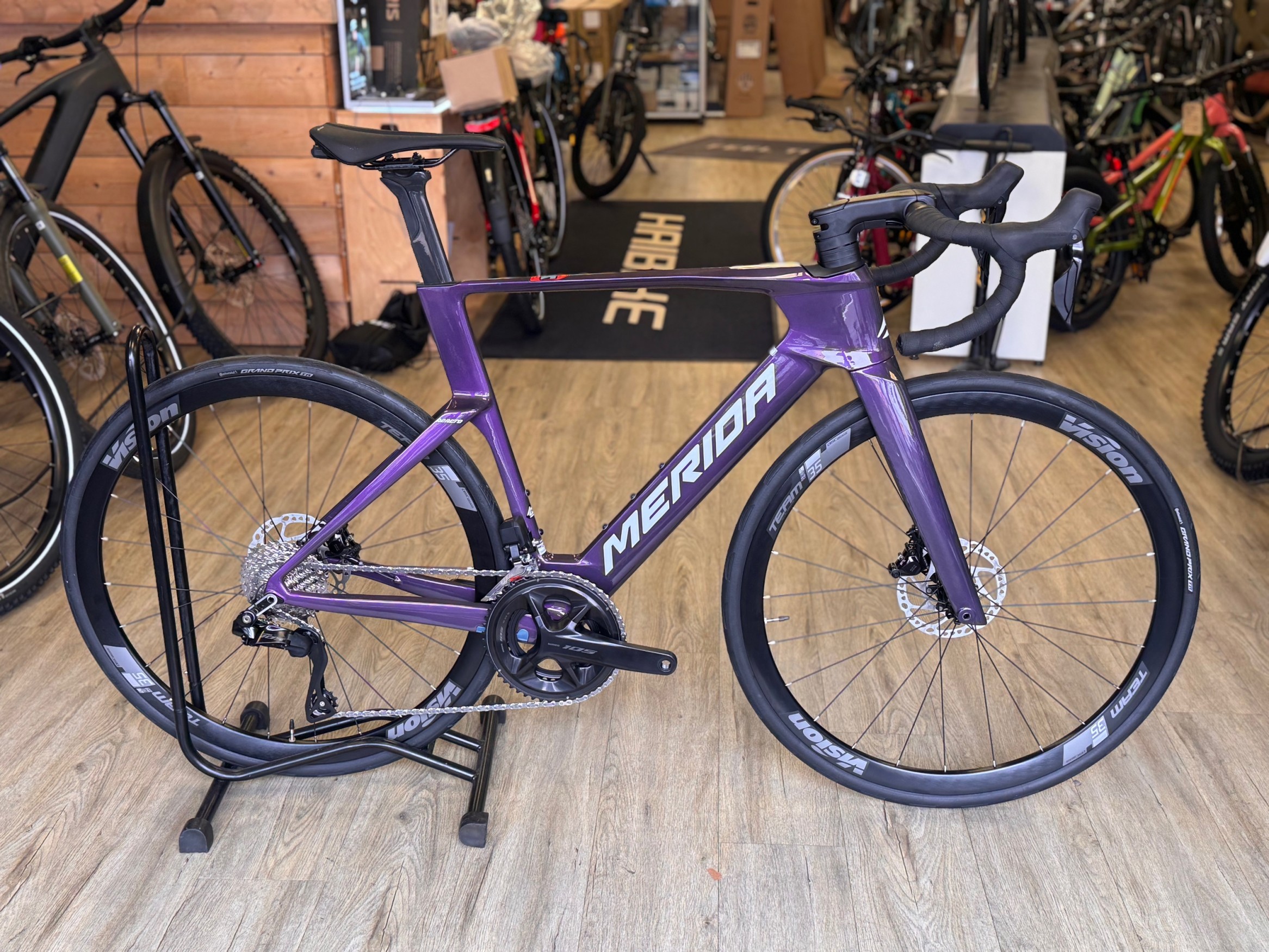 Merida Reacto 5000 2027 Road Bike | Damian Harris Cycles | E-bike