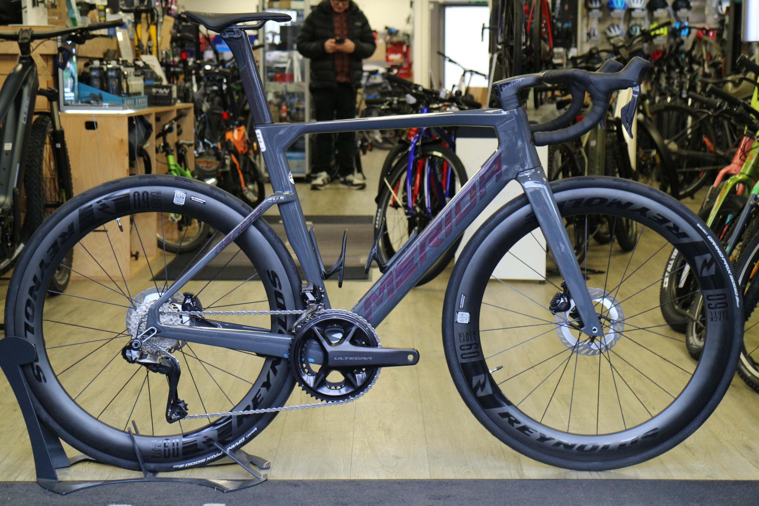 Merida Reacto 9000 2026 Road Bike | Damian Harris Cycles | E-bike