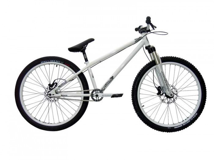 P66 Comp `09 26, White 2014 Dirt and Jump Bike