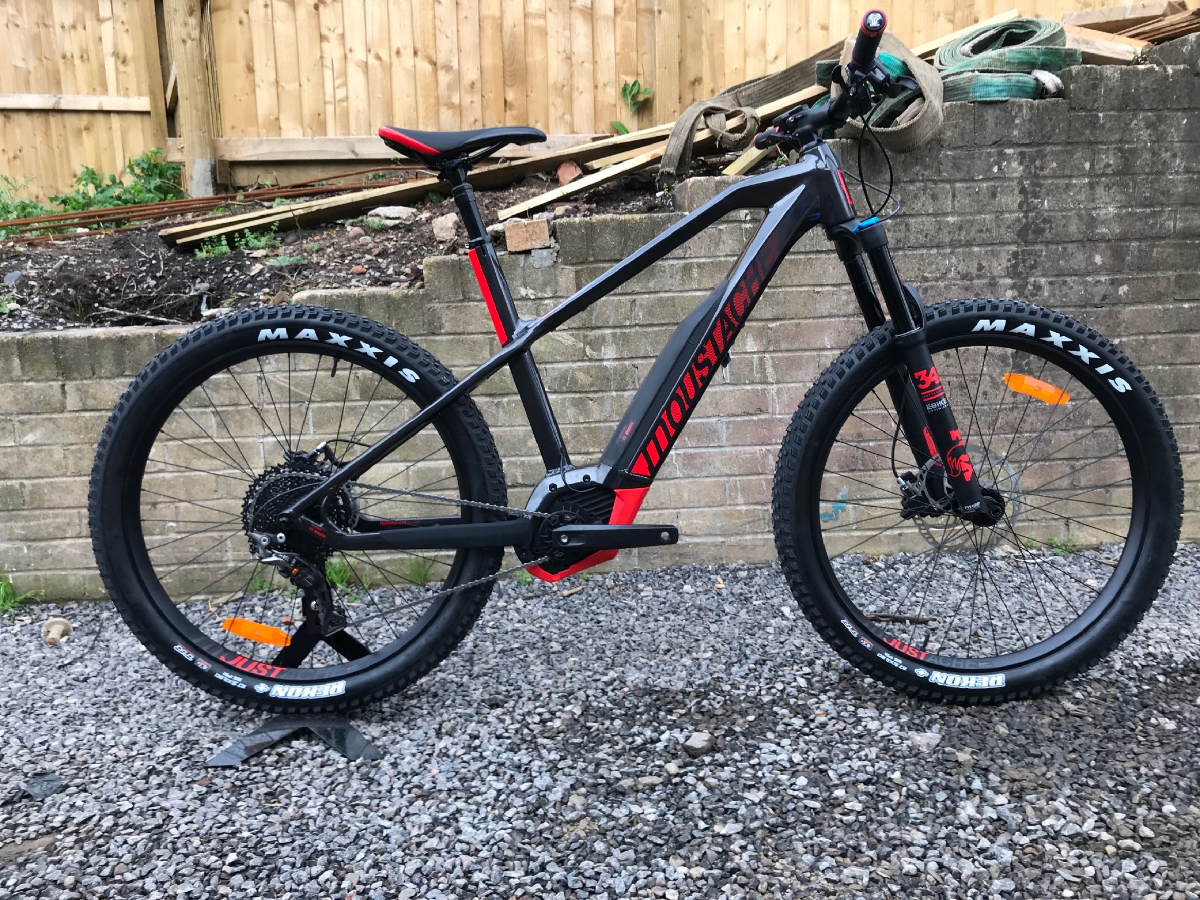 electric hardtail mountain bikes