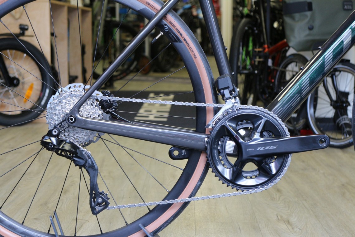 SCOTT ADDICT 20 BLUE 2023年 105 Di2 ペダル以外 2023 MODEL】万能さが光るオールラウンダー『SCOTT ADDICT 20