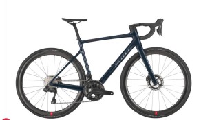 Scott Addict 20 Carbon   in Carbon Green 2025 Road Bike Road Bike