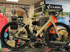 Scott ADDICT GRAVEL 10 BIKE 2023 Road Bike Road Bike